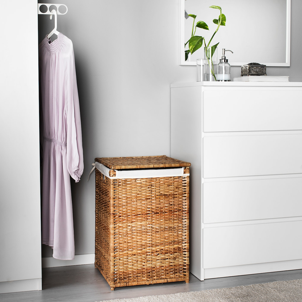 https://www.ikea.com/es/es/images/products/branas-cesto-ropa-forrado-ratan__0908657_pe559974_s5.jpg
