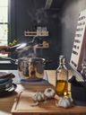 https://www.ikea.com/es/es/images/products/ikea-365-olla-presion-acero-inoxidable__1061388_ph179570_s5.jpg