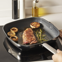 https://www.ikea.com/es/es/images/products/ikea-365-parrilla-acero-inoxidable-revestimiento-antiadherente__1378009_pe961097_s5.jpg