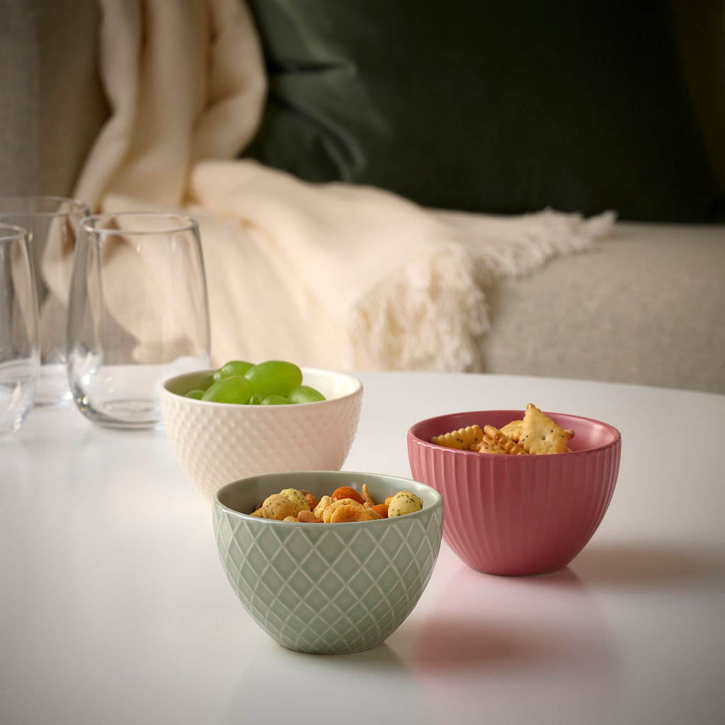 https://www.ikea.com/es/es/images/products/kejserlig-cuenco-colores-variados__1062716_pe850958_s5.jpg