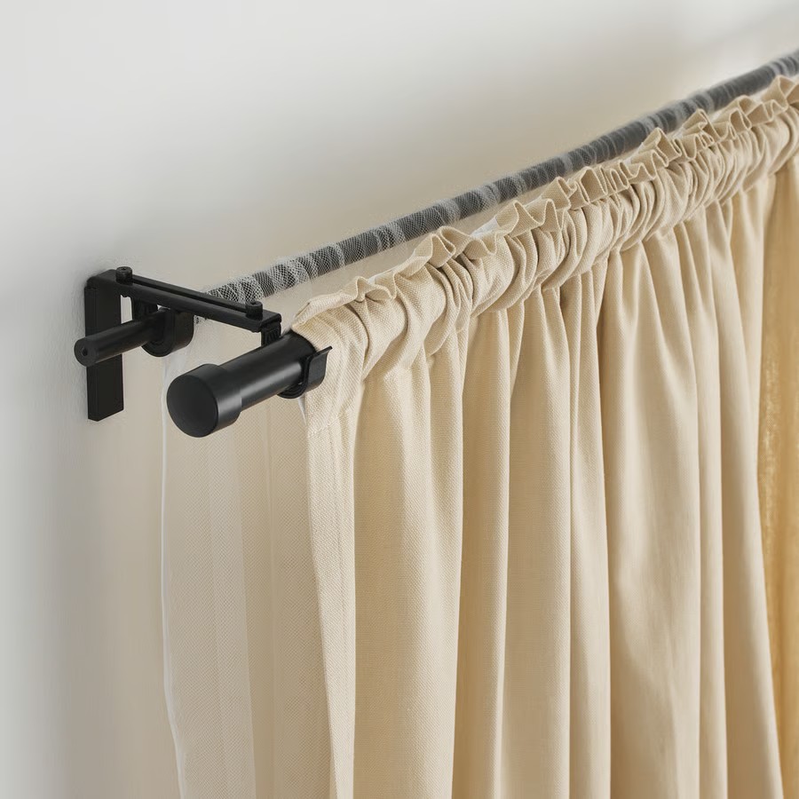 IKEA  Barra de cortina extensible (210-385cm) HUGAD